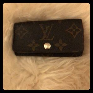 Louis Vuitton Key Holder // Key Wallet